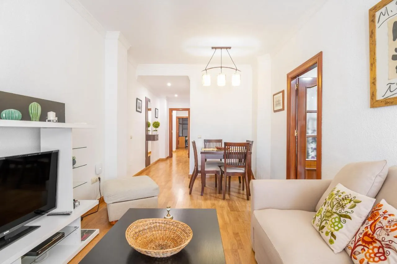 Amplio Apartamento Universidad By Renthas Malaga 0*,  Spain